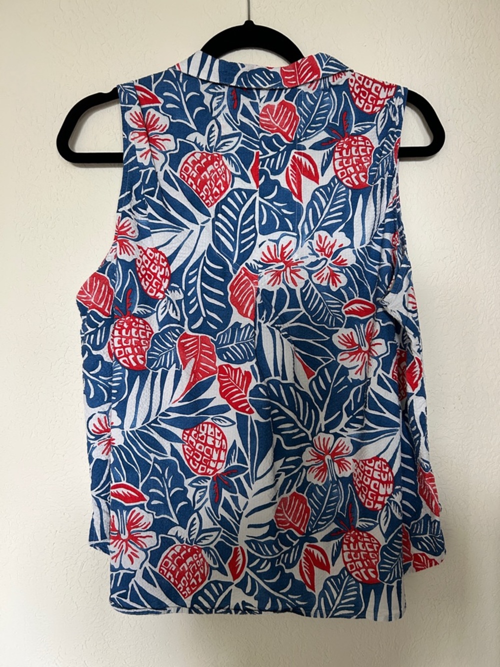 Tommy Bahama Blue and Red Tropical V-Neck Sleeveless Camisole - Picture 3 of 4